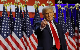 Дональд Трамп заявил, что Джо Байден усложняет передачу власти «бессмысленными» указами