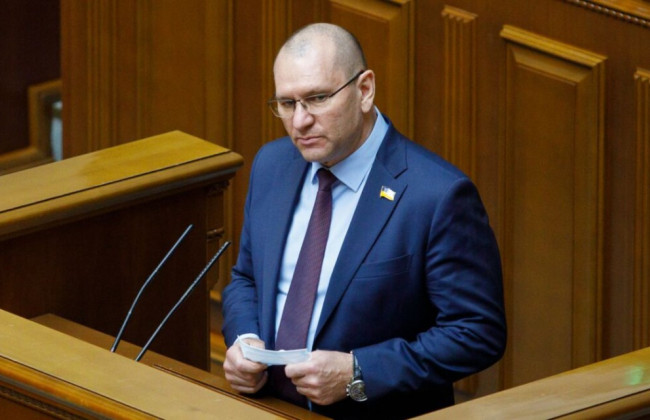 Суд оставил народного депутата Шевченко, подозреваемого в госизмене, под стражей