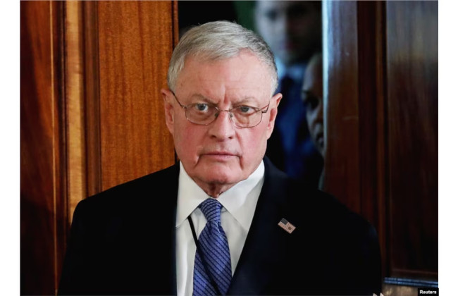 Спецпредставитель США по вопросам Украины Кит Келлог отложил поездку в Киев