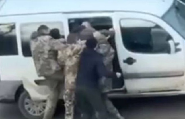 Во Львовском областном ТЦК и СП прокомментировали инцидент с силовым задержанием мужчины