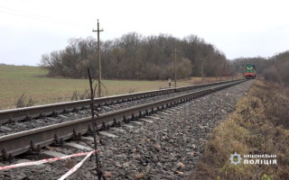 На Хмельниччині дезертир з поплічником підірвали залізничну колію