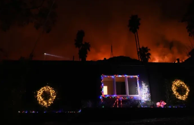 Лос-Анджелес вкритий димом і попелом – у місті оголосили надзвичайну ситуацію