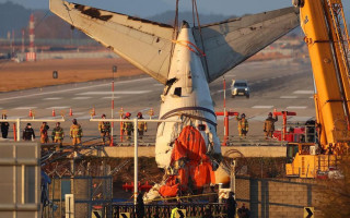 Запись в черных ящиках самолета Jeju Air оборвалась за 4 минуты до катастрофы