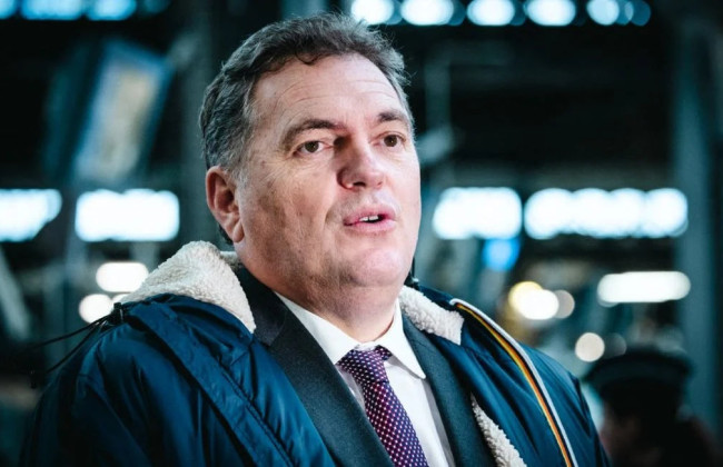 У Франції міністра транспорту підозрюють в розкраданні державних коштів