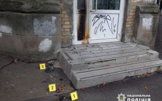У Києві затримали 19-річного хлопця, який намагався підпалити взуттєвий магазин