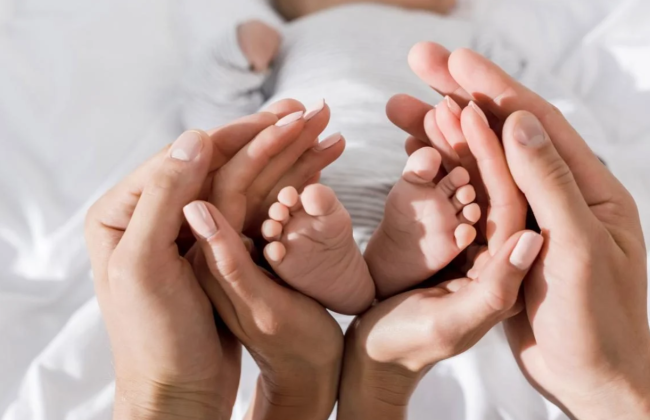 Кто имеет право на одноразовый оплачиваемый отпуск при рождении ребенка