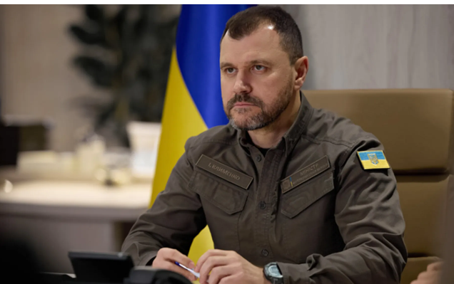 Правительство может рассмотреть повышение зарплат полицейским, — МВД