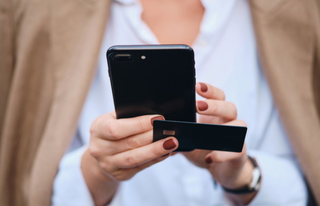 В Одессе парень оформил на любимую 13 кредитов — девушка «задолжала» банкам 80 тысяч гривен