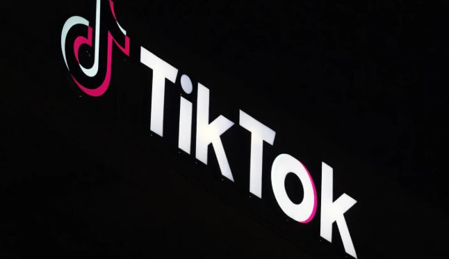 Байден вирішив залишити рішення щодо блокування TikTok в США адміністрації Трампа — AP