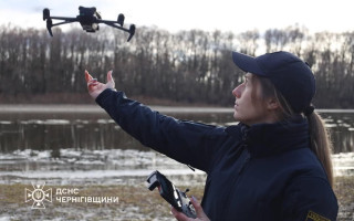На Черниговщине продолжаются поиски пропавшего в водоеме мальчика