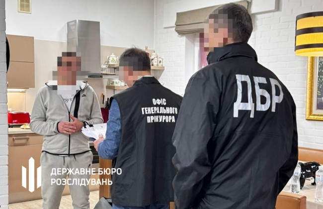 Действующего нардепа подозревают в незаконной переправке через границу под видом «водителей» знакомых