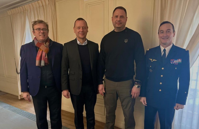 Андрій Єрмак у Парижі обговорив кроки щодо гарантій безпеки України