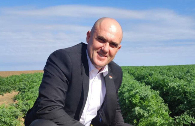 У Хорватії віцепрем’єр Йосип Дабро подав у відставку після відео, на якому він стріляє з авто