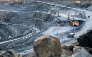 КАС ВС высказался о приостановлении действия спецразрешения на пользование недрами при наличии санкций к конечному бенефициарному владельцу недропользователя