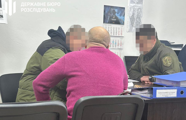 На Тернопольщине командир «нанял» за «боевые» военного, который делал ремонт в доме