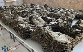 30 тисяч комплектів бракованої військової форми виготовила київська компанія для Нацгвардії — СБУ