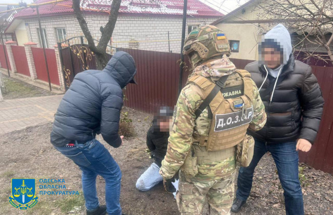 В Одессе разоблачили рэкетиров, которые выбивали деньги у военного за несуществующий долг