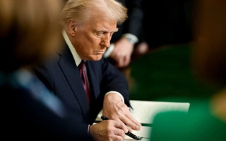 Трамп підписав указ про закриття південного кордону США для нелегальних мігрантів