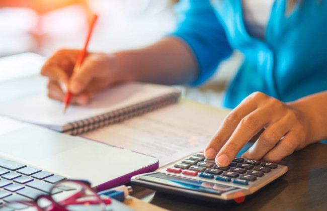 ФЛП вернул аванс при расторжении договора —  подавать ли уточняющую отчетность