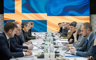Україна та Швеція домовилися про співпрацю у галузі оборони