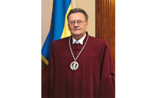 Уголовной ответственности за действия судьи Ивченко на сегодня не существует – судья Конституционного Суда Украины в отставке Иван Домбровский