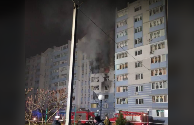 Повреждены дома в Броварах и Глевасе — Зеленский прокомментировал ночную атаку шахедами