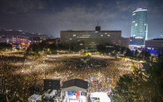 По всей Словакии граждане вышли на митинги против правительства Фицо