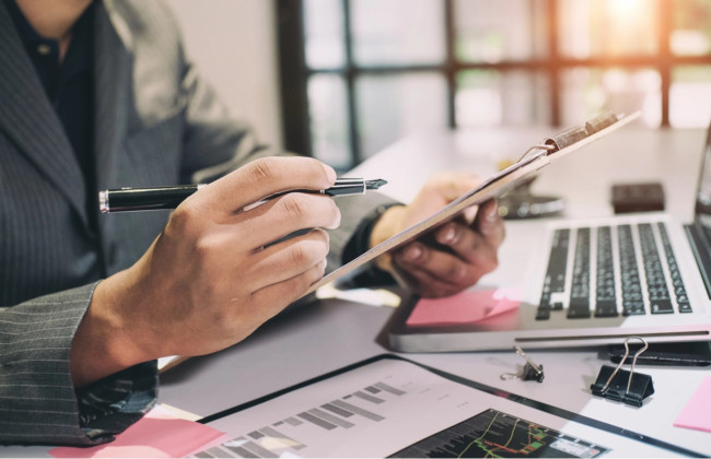 Куди звертатись власникам кількох об'єктів нерухомості для проведення звірки даних