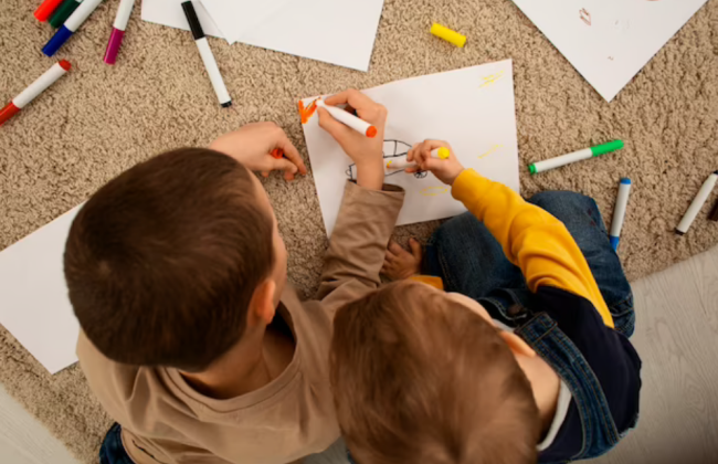 Денис Шмыгаль поручил министерствам разработать комплексную стратегию поддержки родительства