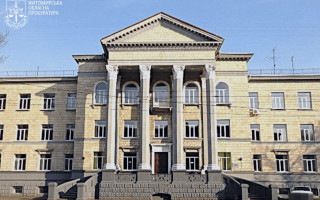 В Житомире требуют заключить охранный договор на здание кооперативного колледжа