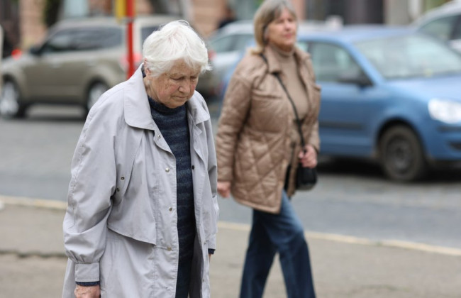 Пенсия при минимальной зарплате — каким будет размер выплат