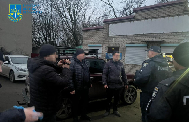 В Винницкой области лесника разоблачили на взятке в 50 тысяч гривен за продажу древесины