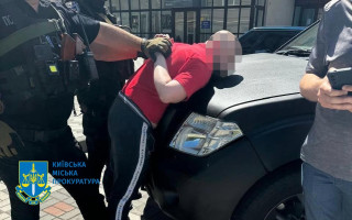 У Києві судитимуть «благодійників» за продаж гуманітарних авто для ЗСУ