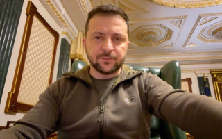 Если завтра половина армии просто уйдет домой — тогда нужно было в первый день сдаваться, — Владимир Зеленский о демобилизации