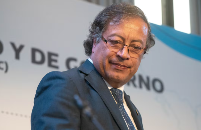 Колумбия вводит 25% пошлины на импорт из США в ответ на аналогичные действия Трампа