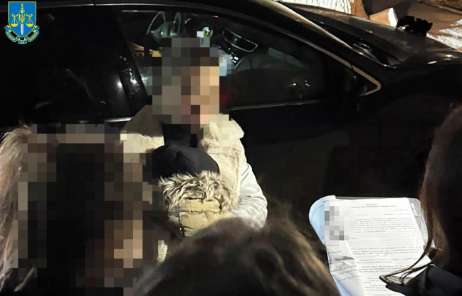 В Запорожье задержали адвоката с женой-полицейской, которые предоставляли «услугу дезертирство под ключ»