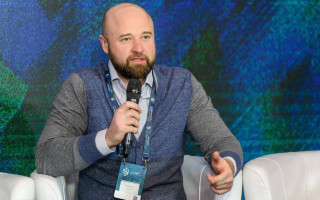 Кабмин уволил заместителя министра обороны Дмитрия Клименкова, удовлетворив представление Рустема Умерова