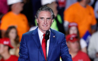 Сенат утвердил Дага Бергама на пост министра внутренних дел США