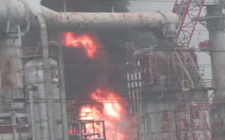 В Калифорнии горел нефтеперерабатывающий завод, есть пострадавшие