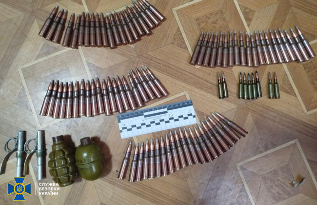 СБУ задержала 15 злоумышленников, пытавшихся наладить нелегальную продажу «трофейного» оружия