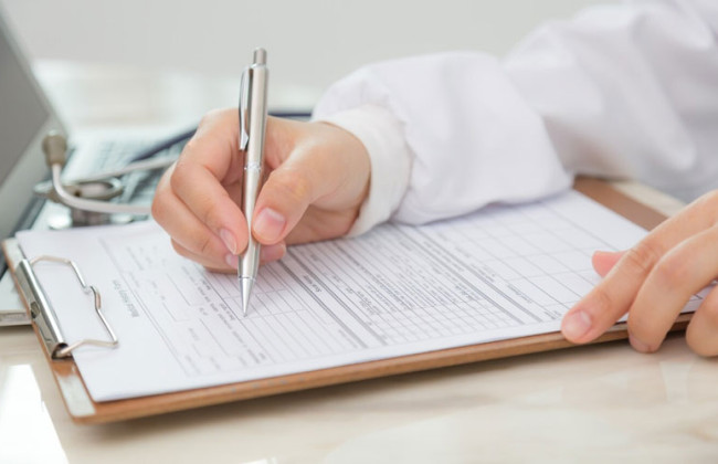 Оплачивается ли больничный работнику на работе по совместительству — ответ Гоструда