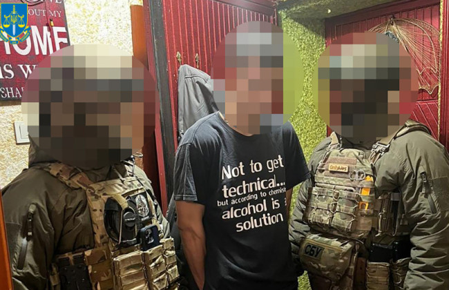 Задержали трех гражданин, которые совершили теракт возле здания Павлоградского ТЦК