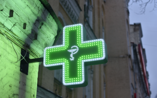 Володимир Зеленський пригрозив кадровими рішеннями на тлі цін на ліки в аптеках