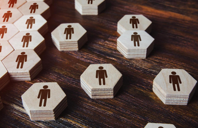 Кто относится к членам семьи первой и второй степени родства