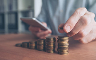 У податковій нагадали, чи треба українцям декларувати іноземні доходи