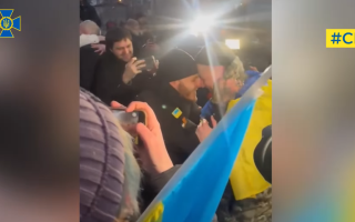 СБУ показала эксклюзивные кадры с обмена пленными 5 февраля – видео