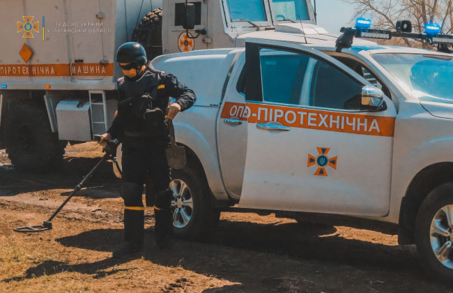 На Харківщині від вибуху невідомого предмета вдома загинула дитина