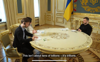 «Это триллионы денег, – поэтому Россия хочет Запорожскую и Донецкую области», – Владимир Зеленский