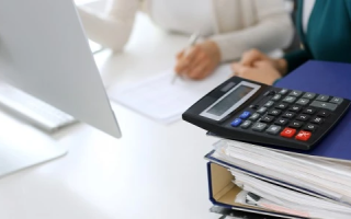 Чи є платником податку на нерухомість фізособа, яка має право власності на нежитлове приміщення як ФОП