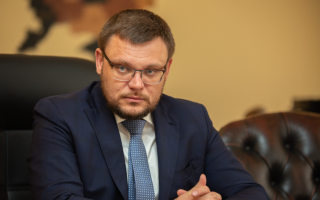 Земельная коррупция в Киевсовете и КГГА — один из фигурантов дела Комарницкий пытается сбежать из Украины